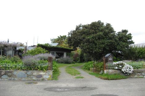 Photo of property in 81 Martin Street, Monaco, Nelson, 7011