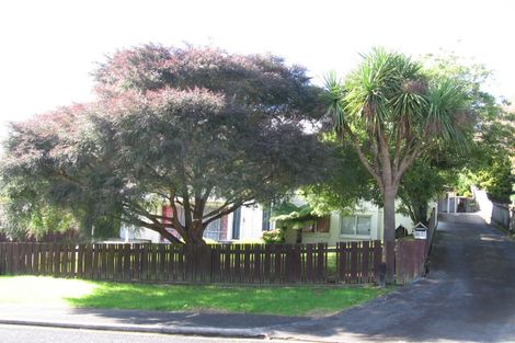 Photo of property in 2/8 Rochas Place, Clover Park, Auckland, 2019