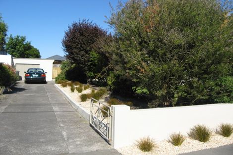 Photo of property in 8 Horseshoe Lake Road, Shirley, Christchurch, 8061