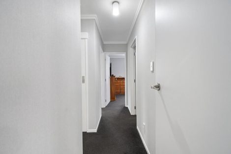 Photo of property in 30 Ongo Road, Hunterville, 4730