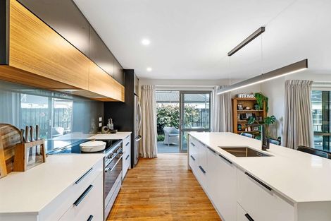 Photo of property in 13 Angus Place, Rangiora, 7400