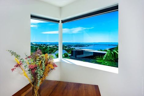 Photo of property in 11 Toledo Place, Mount Pleasant, Christchurch, 8081