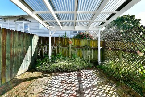 Photo of property in 45 Awaroa Road, Helensville, 0800