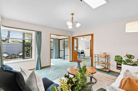 Photo of property in 1/251 Memorial Avenue, Burnside, Christchurch, 8053