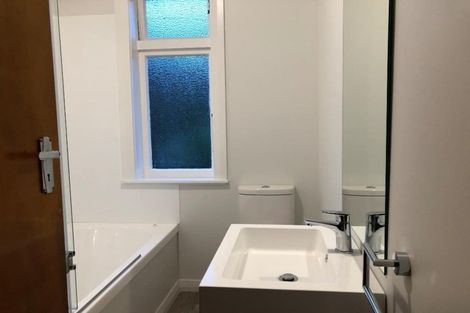 Photo of property in 19 Rothsay Road, Ngaio, Wellington, 6035