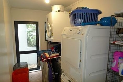 Photo of property in 15 Cavalry Close, Crofton Downs, Wellington, 6035