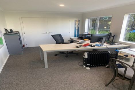 Photo of property in 243 Mangorei Road, Merrilands, New Plymouth, 4312