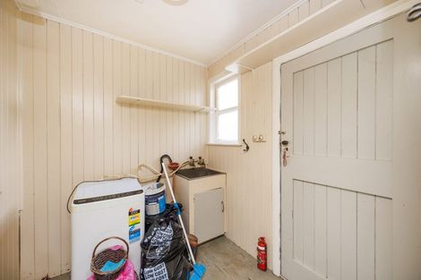 Photo of property in 6 Lambert Street, Marton, 4710