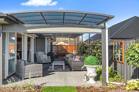 Photo of property in 13 Angus Place, Rangiora, 7400