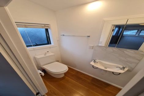 Photo of property in 27 Lowther Place, Taradale, Napier, 4112