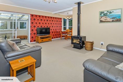 Photo of property in 28 Infidel Place, Torbay, Auckland, 0630