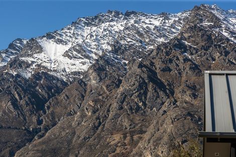 Photo of property in 4 Caithness Court, Jacks Point, Queenstown, 9371