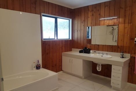 Photo of property in 24 Jonathon Street, Brookfield, Tauranga, 3110