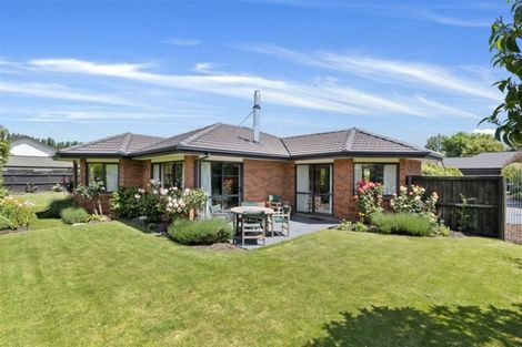 Photo of property in 77 O'neill Avenue, Northwood, Christchurch, 8051