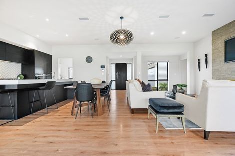 Photo of property in 35 Roy Hilton Drive, Flagstaff, Hamilton, 3210