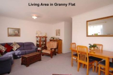 Photo of property in 4 Glenreagh Place, Torbay, Auckland, 0630