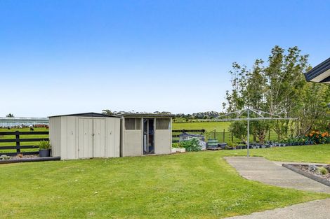 Photo of property in 16 Friedlander Road, Tuakau, 2694