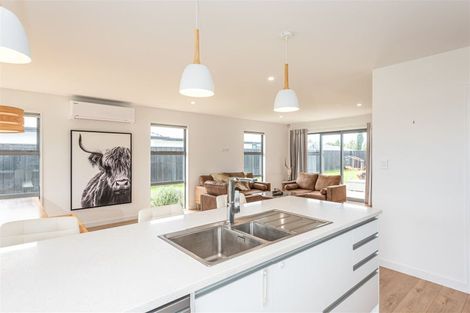 Photo of property in 11 Merino Crescent, Amberley, 7410