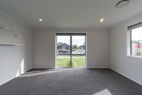 Photo of property in 25 Keerangi Place, Rototuna North, Hamilton, 3210
