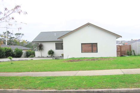 Photo of property in 118 Te Wharau Drive, Greenhithe, Auckland, 0632