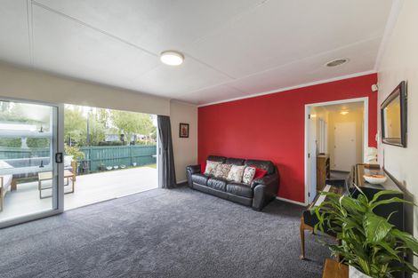 Photo of property in 30 Ruamahanga Crescent, Terrace End, Palmerston North, 4410