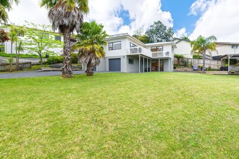 Photo of property in 8 Serrata Place, Browns Bay, Auckland, 0630