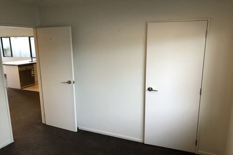 Photo of property in 115a Ennis Avenue, Pakuranga Heights, Auckland, 2010