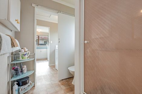 Photo of property in 12 Newton Place, Westbrook, Palmerston North, 4412