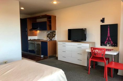 Photo of property in 82 Wakefield Street, Westport, 7825