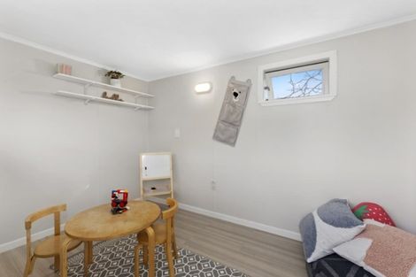 Photo of property in 91 Riverside Drive, Waiwhetu, Lower Hutt, 5010