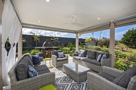 Photo of property in 256 Pataua South Road, Pataua South, Onerahi, 0192