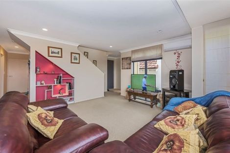 Photo of property in 15 Alverna View, Gulf Harbour, Whangaparaoa, 0930