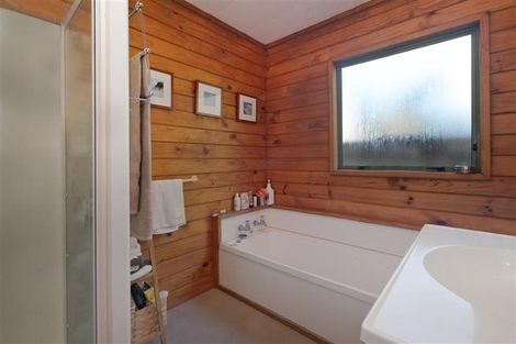 Photo of property in 2/53 Hellyers Street, Birkdale, Auckland, 0626