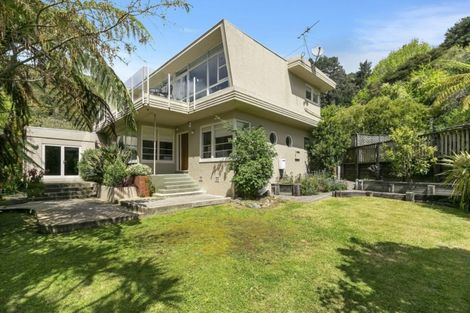 Photo of property in 9 Wyndrum Avenue, Waterloo, Lower Hutt, 5011