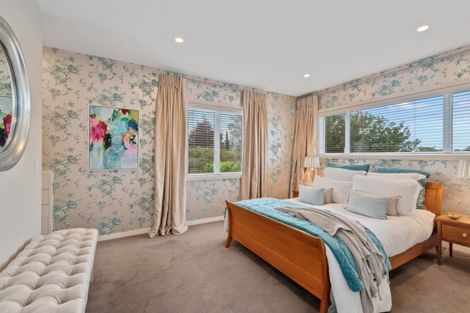 Photo of property in 2/24 Thornycroft Street, Fendalton, Christchurch, 8052