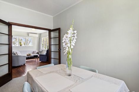 Photo of property in 325 Lake Road, Hauraki, Auckland, 0622