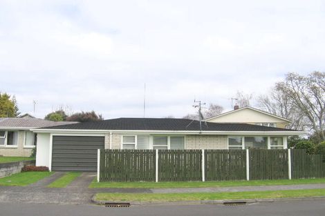 Photo of property in 2 Chevron Drive, Bellevue, Tauranga, 3110
