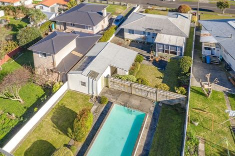 Photo of property in 4 Camellia Avenue, Aramoho, Whanganui, 4500