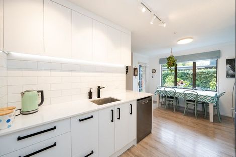 Photo of property in 609 Roberts Street, Hastings, 4122