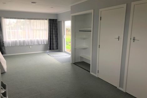 Photo of property in 28 Old South Road, Okato, 4335