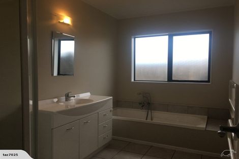 Photo of property in 9 Jeannie Way, Waikanae Beach, Waikanae, 5036