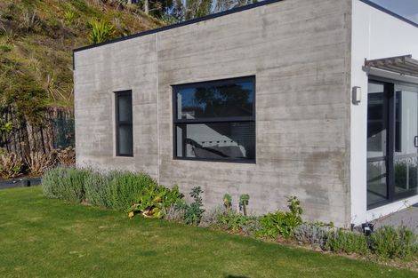 Photo of property in 82 Karamea Street, Whalers Gate, New Plymouth, 4310