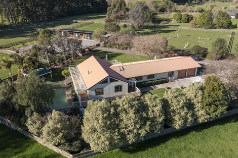 Photo of property in 156 Waitohu Valley Road, Otaki, 5583