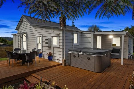 Photo of property in 45 View Road, Hikurangi, 0114