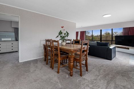 Photo of property in 10 Gemini Place, Kawaha Point, Rotorua, 3010