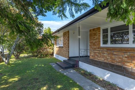 Photo of property in 222 Great South Road, Huntly, 3700