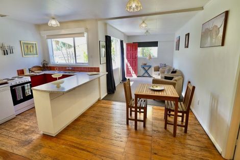 Photo of property in 915 Waiwhero Road, Ngatimoti, Motueka, 7196