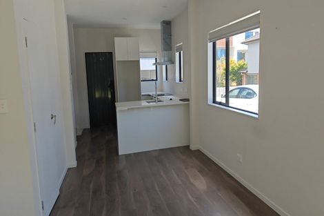 Photo of property in 10/16 William Roberts Road, Pakuranga, Auckland, 2010