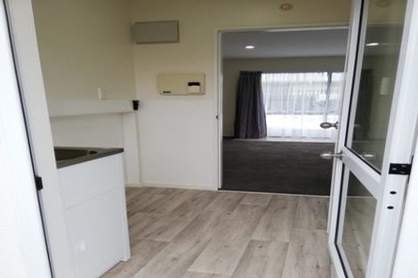 Photo of property in 1/13 Allard Street, Edgeware, Christchurch, 8013