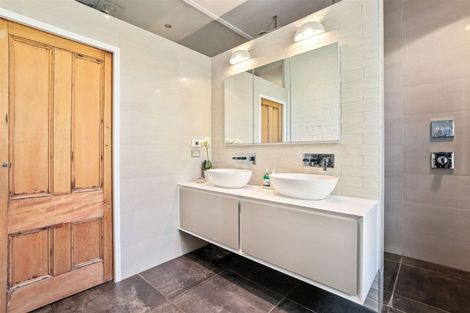 Photo of property in 18 Saint James Avenue, Papanui, Christchurch, 8053